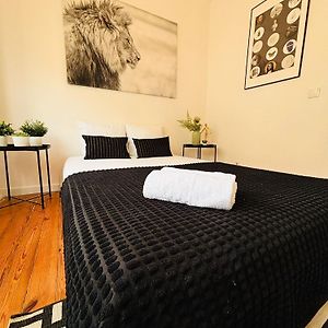 Kamer met een Queen Size Bed